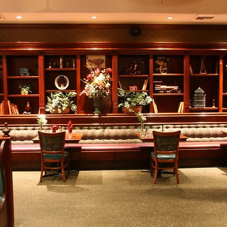 Holiday Inn Selma - Swancourt Bagian luar foto