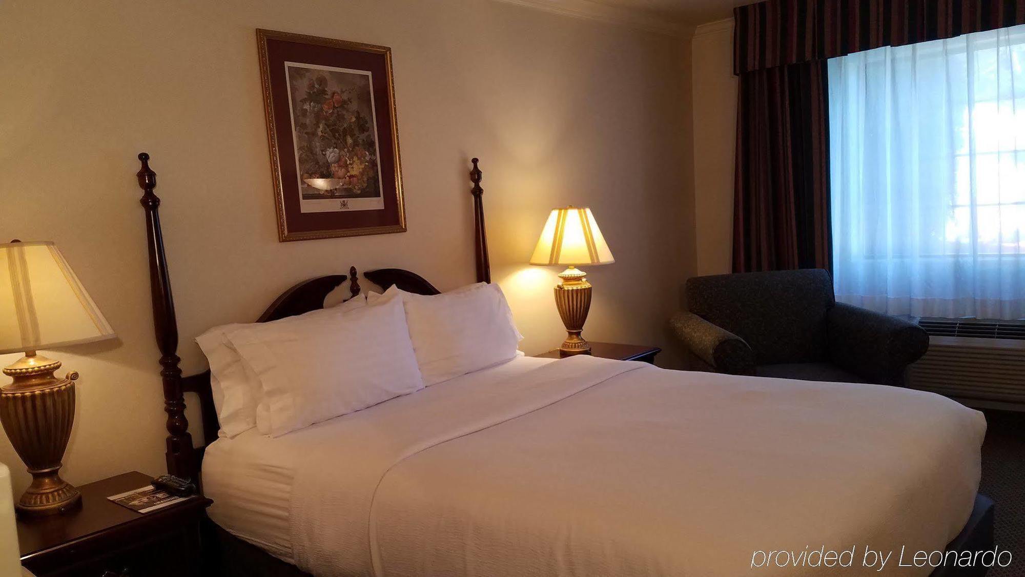 Holiday Inn Selma - Swancourt Bagian luar foto