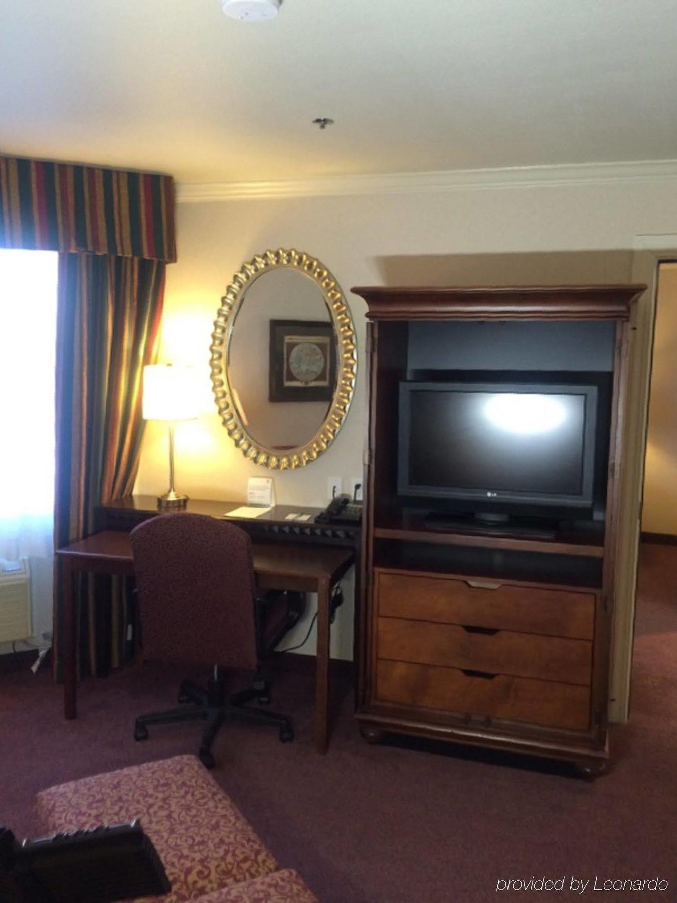 Holiday Inn Selma - Swancourt Bagian luar foto