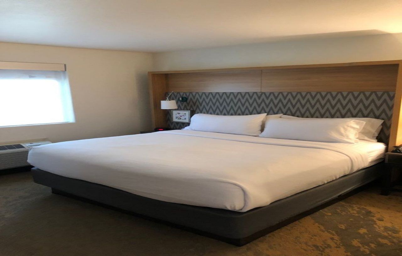 Holiday Inn Selma - Swancourt Bagian luar foto